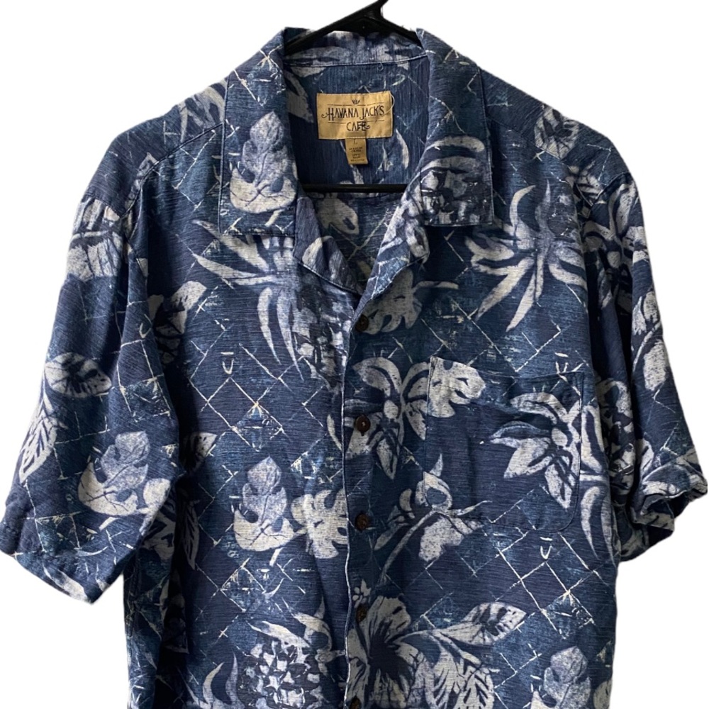 Men’s Hawaiian Aloha shirt